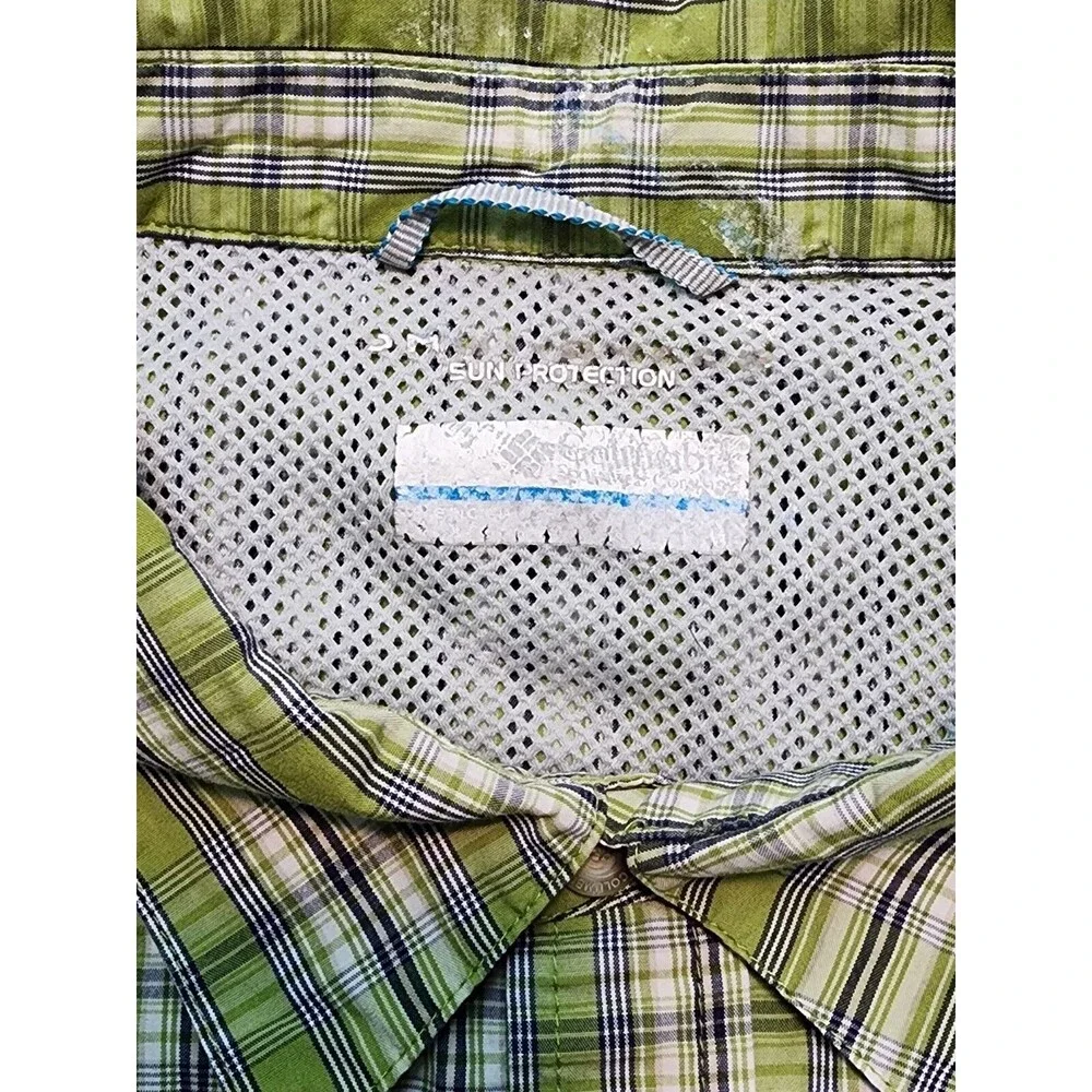 Columbia Men's Fishing Breathable Mesh button up Shirt Green Plaid Size L